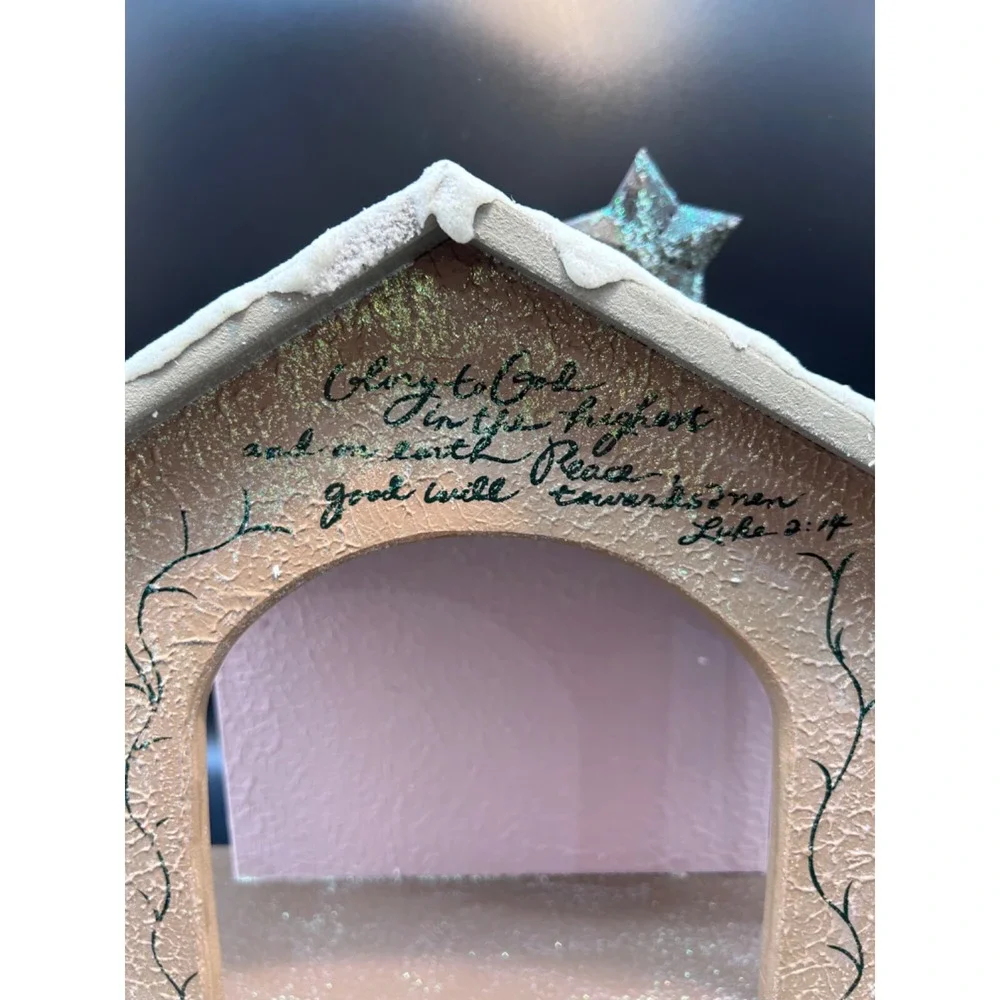 Enesco Foundations Nativity Creche Manger Karen Hahn Includes 6 Misc Figurines‎